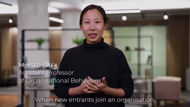 How new recruits can establish themselves in fluid organisations-768-432